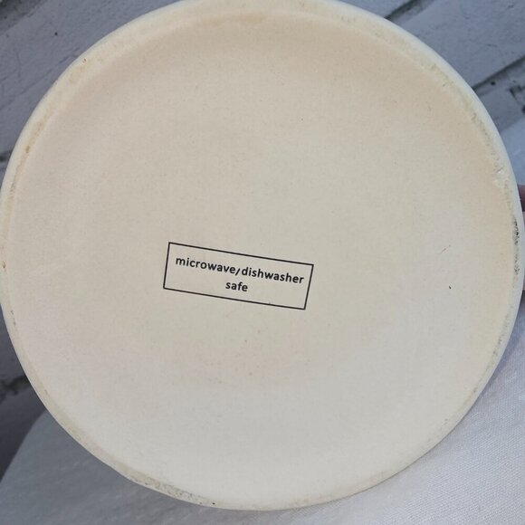 NOVELTY MUG "FORGET THE GLASS SLIPPERS, THIS PRINCESS WEARS BOOTS" - Picture 5 of 5